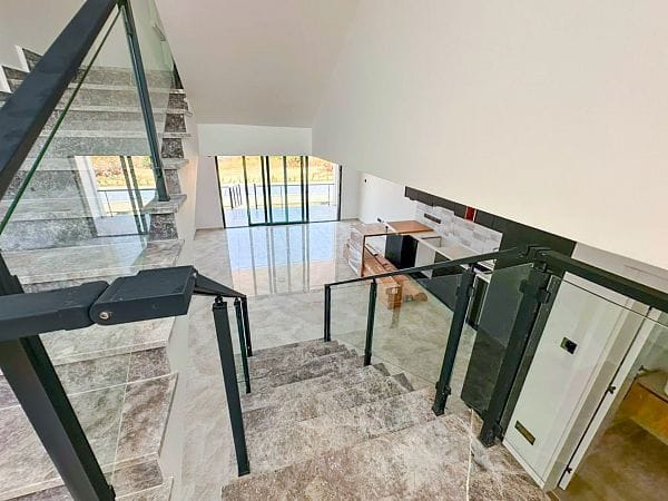 3-комнатный таунхаус 127 м² c террасой на крыше 40 м² в комплексе с частным пляжем - фото № 6