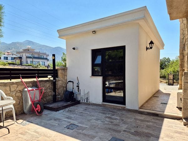 5-спальная вилла 400 м² с участком 630 м², бассейном и панорамными видами на море и горы - фото № 7