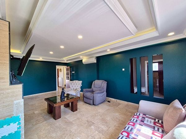 5-спальная вилла 400 м² с участком 630 м², бассейном и панорамными видами на море и горы - фото № 39
