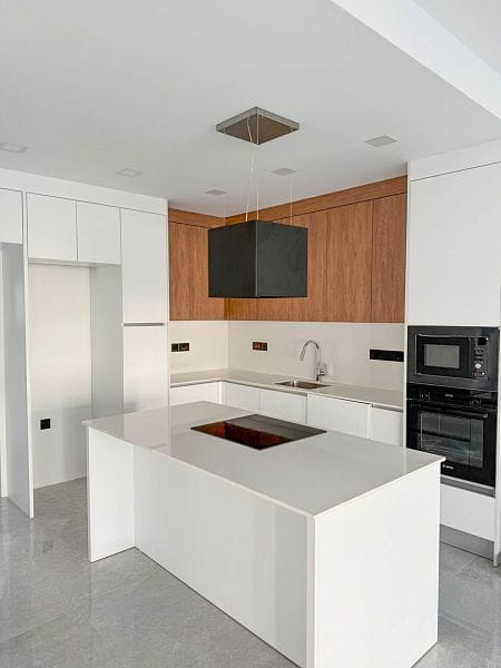4-комнатные апартаменты 130 м² с террасой 34 м² в Енибогазичи - фото № 6
