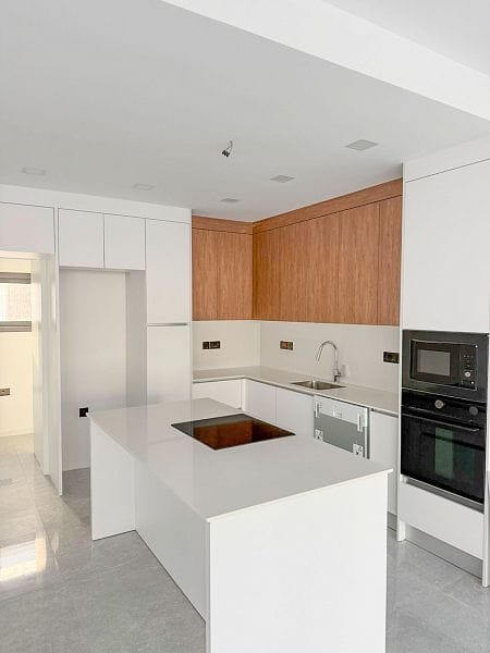 4-комнатные апартаменты 130 м² с террасой 34 м² в Енибогазичи - фото № 7