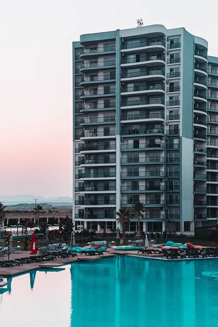 Cтудия 56 м² с балконом в курортном комплексе 5-звёздочного уровня - фото № 22