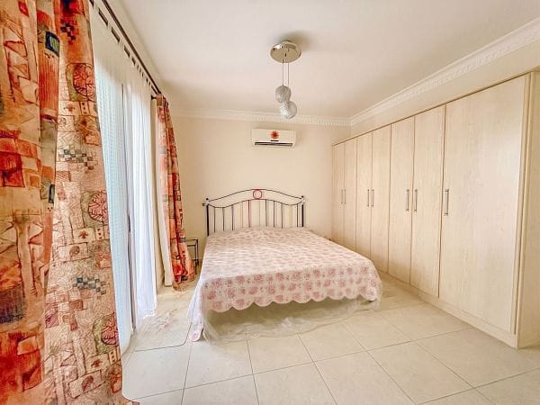 3-комнатные апартаменты 98 м² с террасой в 3 минутах от моря! - фото № 16