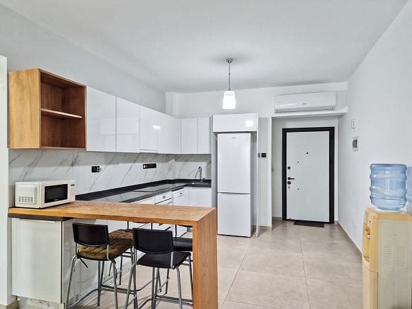 3-комнатные апартаменты 95 м² c видом на море всего в 5 минутах от пляжа! - фото № 4