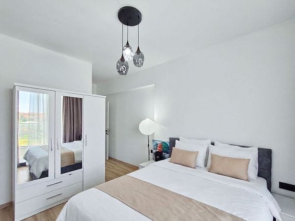 3-комнатные апартаменты 95 м² c видом на море всего в 5 минутах от пляжа! - фото № 12
