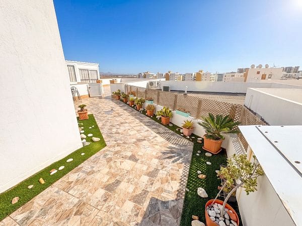 3-комнатный пентхаус 101 м² с террасой на крыше 150 м² в курортном комплексе - фото № 83