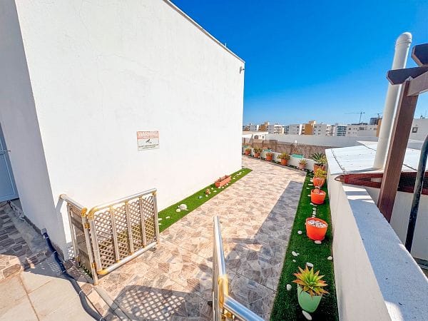 3-комнатный пентхаус 101 м² с террасой на крыше 150 м² в курортном комплексе - фото № 90