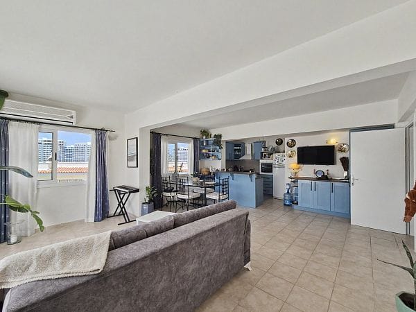 4-комнатный пентхаус 170 м² с террасой на крыше 50 м² всего в 150 метрах от моря! - фото № 9