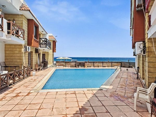 4-комнатные апартаменты 120 м² всего в 50 метрах от песчаного пляжа! - фото № 1