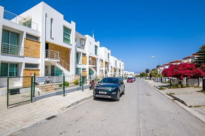 Двухуровневые 6-комнатные апартаменты 260 м² в комплексе в 10 минутах от моря - фото № 25