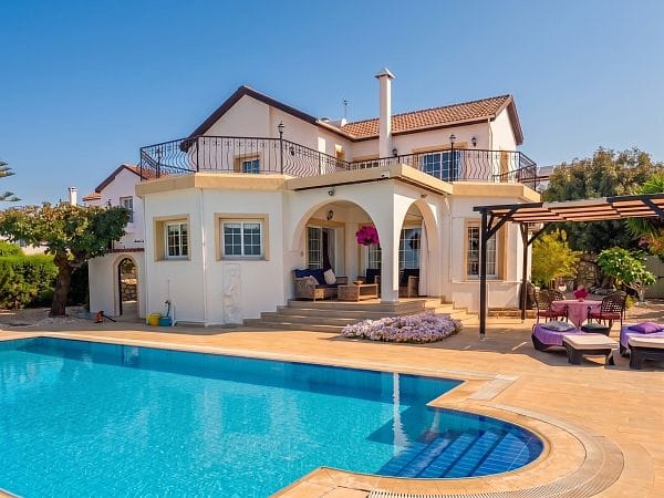 4-комнатная вилла 172 м² с приватным бассейном и панорамным видом на море! - фото № 1