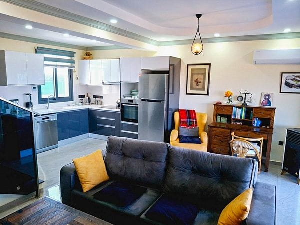 3-комнатный таунхаус 120 м² с двумя террасами на первой береговой линии - фото № 6