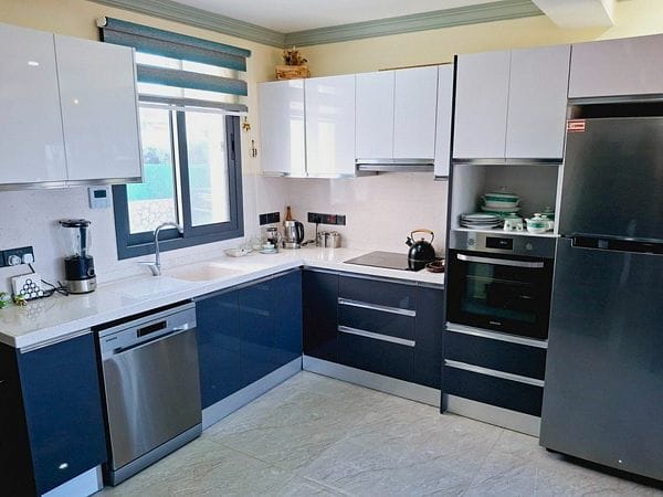 3-комнатный таунхаус 120 м² с двумя террасами на первой береговой линии - фото № 7