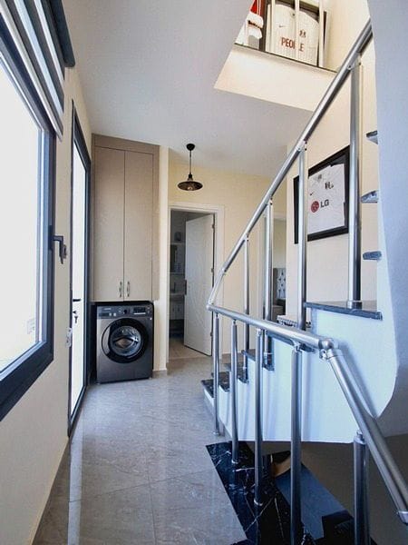 3-комнатный таунхаус 120 м² с двумя террасами на первой береговой линии - фото № 10