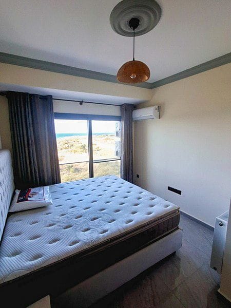 3-комнатный таунхаус 120 м² с двумя террасами на первой береговой линии - фото № 12