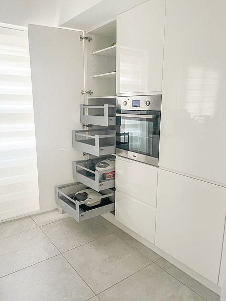 4-комнатная вилла 170 м² с террасой 40 м² в комплексе с инфраструктурой - фото № 23