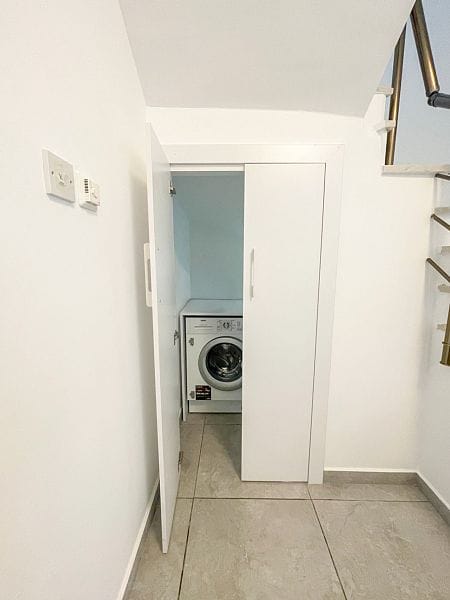 4-комнатная вилла 170 м² с террасой 40 м² в комплексе с инфраструктурой - фото № 27