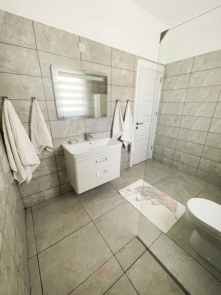 4-комнатная вилла 170 м² с террасой 40 м² в комплексе с инфраструктурой - фото № 40