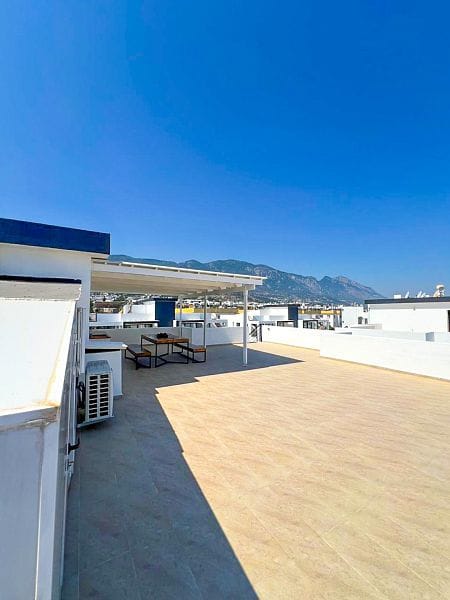 4-комнатный пентхаус 150 м² с террасой на крыше 100 м² и видом на море! - фото № 30