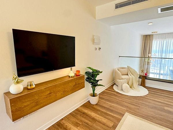 3-комнатные апартаменты 126 м² с терраса на крыше 60 м² в 10 минутах от пляжа - фото № 24