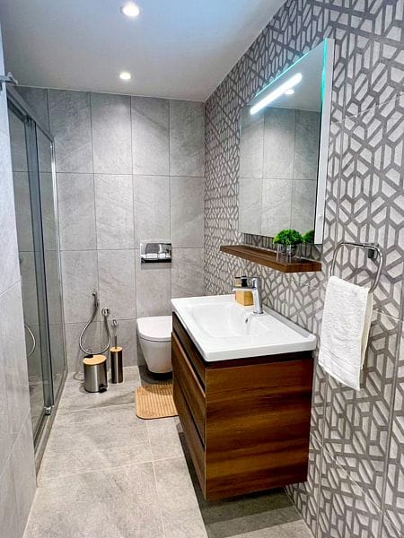 3-комнатные апартаменты 126 м² с терраса на крыше 60 м² в 10 минутах от пляжа - фото № 34