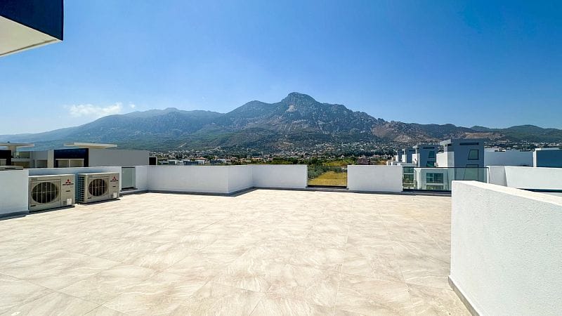 5-комнатная вилла 304 м² с приватным бассейном в 500 метрах от пляжа - фото № 30
