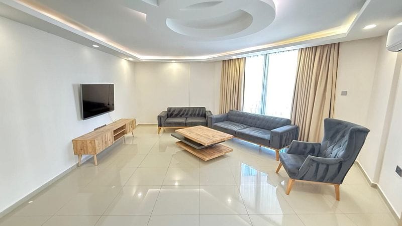 4-комнатные апартаменты 136 м² с мебелью и техникой в центре Кирении - фото № 2