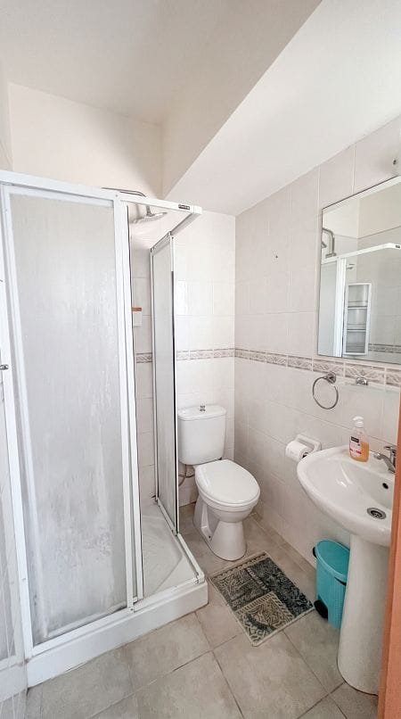 3-комнатные апартаменты 72 м² с балконом всего в 200 метрах от моря! - фото № 12