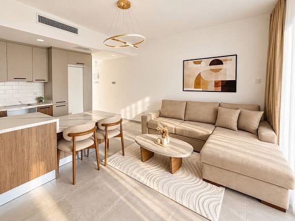 2-комнатные апартаменты 69 м² с террасой-граунд и садом в 10 минутах от пляжа - фото № 2