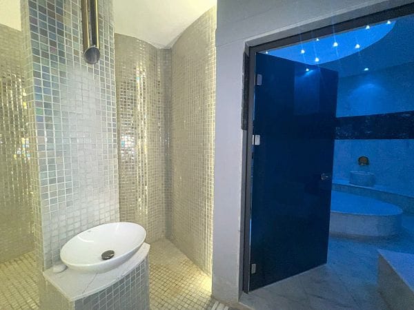 3-комнатные апартаменты 90 м² в 300 метрах от моря! - фото № 48