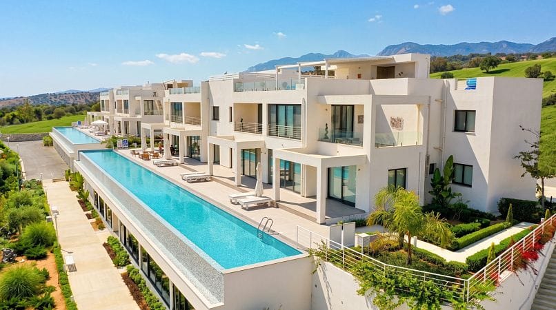 4-комнатные апартаменты 133 м² с террасой 32 м² и прямым видом на море в шикарном комплексе - фото № 2